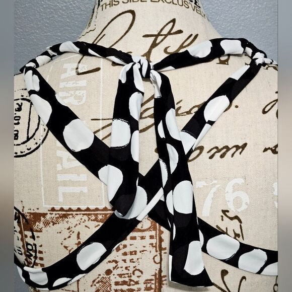 👙LaBlanca, bikini top in black with white dots. NWT, Size 16 - Picture 8 of 9